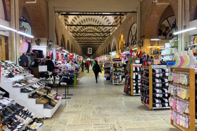 Alipaşa Esnafının Zor Günleri; “Kalabalık Var, İş Yok”