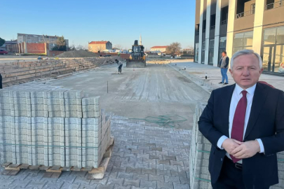 İpsala AVM Çevresinde Düzenleme Çalışmaları Sürüyor