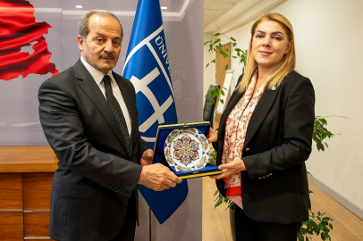 Rektör Ak, Haliç Üniversitesi Rektörü İnanç'ı Ziyaret Etti