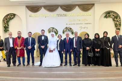 Vali Turan, Fatma Zehra ve Furkan Çiftinin Nikah Törenine Katıldı