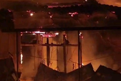 Edirne’de Ahırda Çıkan Yangın 3 Eve Sıçradı