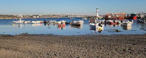 Tekirdağ'da Deniz 20 Metre Çekildi
