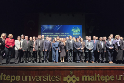 İstanbul Yeni Yüzyıl Üniversitesi'nden 2'nci World Bridges Zirvesi'nde Küresel Sağlık Diplomasisi İş Birliği