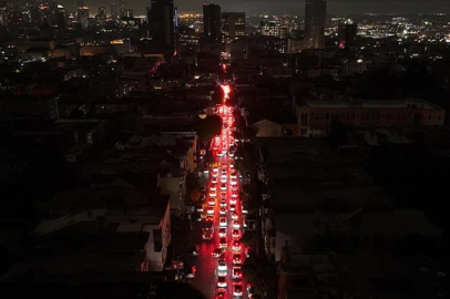 ABD’nin San Francisco Şehrinde 130 Bin Kişi Elektriksiz Kaldı