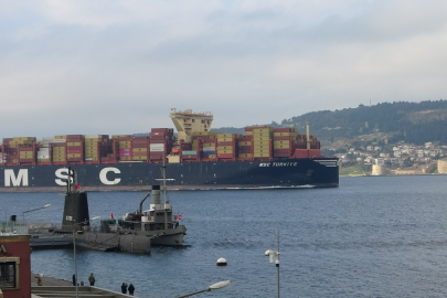 'MSC Türkiye' Çanakkale Boğazı'ndan Geçti