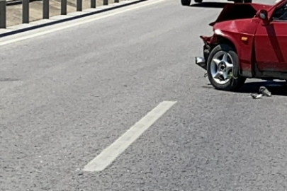 Bariyere Çarpan Sürücü Olay Yerinden Kaçtı