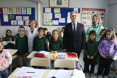 Temizlik Görevlisini Alkışlarla Karşılayan Okulda Fair Play Ödülü Sevinci