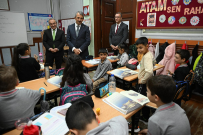 Edirne Valisi Sezer Öğrencilerle Bir Araya Geldi