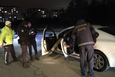 Erzurum’da Yılbaşı Öncesi Polis, Asayiş Uygulamalarına Start Verdi