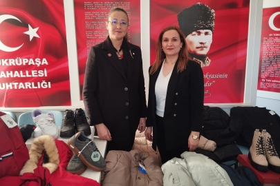 Muhtar Esra Soğuk Kış Günlerinde Minik Kalpleri Isıtıyor