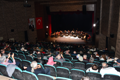 Tekirdağ'da "Gönülden Dile Türkülerimiz" Konseri Düzenlendi