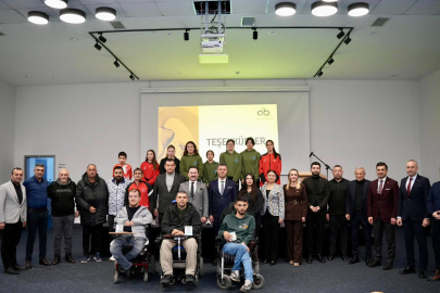 Çorlu’da Başarılı Sporcular ve Antrenörlere Ödül Töreni