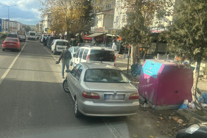 Lüleburgaz Belediyesi’nden Konteyner Önlerine Park Uyarısı