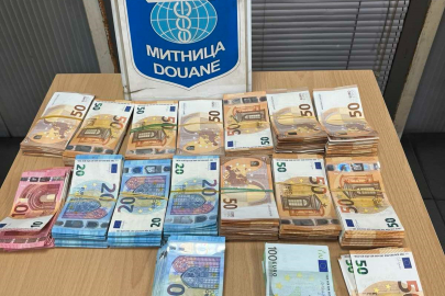 Sınır Kapısında 60 Bin Euro Para Yakalandı