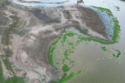 Tekirdağ'daki Türkmenli Göleti'nde Su Kritik Seviyeye Geriledi