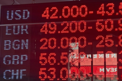 Yerini Avroya Bıraktı, Makas Açıldı