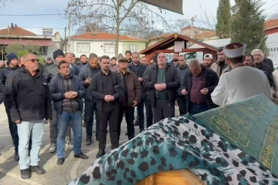 Anneden En Acı Veda: Elif Kumal Son Yolculuğuna Uğurlandı