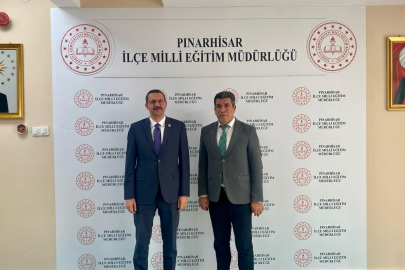 Kaymakam Özderin’den İlçe Millî Eğitim Müdürlüğü’ne Ziyaret