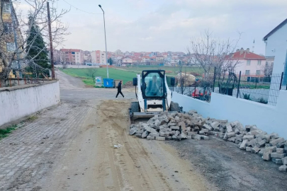 Uzunköprü’de Yol, Altyapı ve Temizlik Çalışmaları Sürüyor