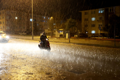 Kırklareli'nde Şiddetli Sağanak Etkili Oldu