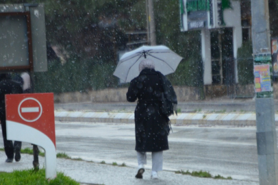 Yılın İlk Karı Yağmurla Geldi