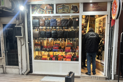 Edirne'de 3 İş Yerinden Yapılan Hırsızlıklar Kamerada