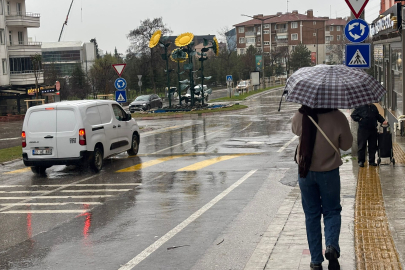Edirne’de Yağış Etkili Oluyor, Yarın Karla Karışık Yağmur Bekleniyor