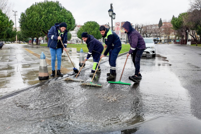 Tekirdağ'da Belediye Ekipleri Teyakkuzda