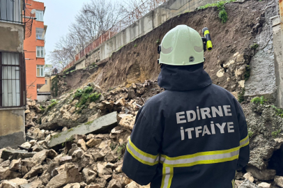 Edirne’de İstinat Duvarı Çöktü
