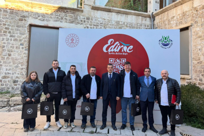 Edirne'de Gastronomi Festivali'ne Katkı Sağlayan Şeflere Teşekkür Belgesi Verildi