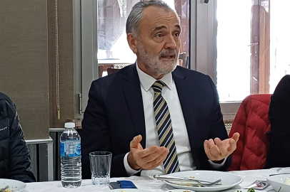 Akalın: “Türkiye’nin En Büyük Sorunu Güçler Ayrılığının Olmaması”