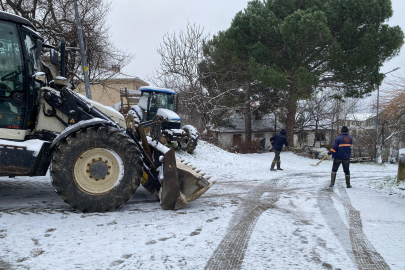 Kırklareli'nde Kar Yağışı Hayatı Olumsuz Etkilemeye Devam Ediyor