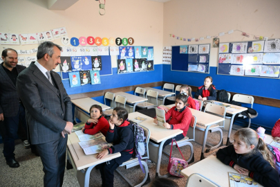 Vali Yunus Sezer’den Tayakadın Şehit Cem Havale İlk ve Ortaokulu’na Ziyaret