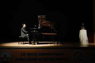 Edirne'de Amerikalı Besteci Resitalle Anıldı