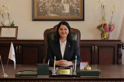 Başkan Gencan’dan Öğrencilere Karne Hediyesi