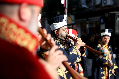 Kırklareli'nde Mehter Gösterisi Eşliğinde Kandil Simidi Dağıtıldı