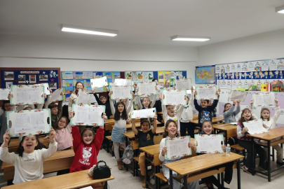 75’inci Yıl İlkokulu’nda Karne Heyecanı