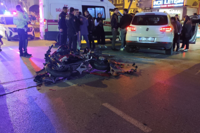 Kaskını Kız Arkadaşına Verdiği Feci Kazada Hayatını Kaybetti