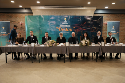 AK Parti Genel Başkan Yardımcısı Uygur, Çanakkale'deki "Bir Sofrada Destan" Programında Konuştu