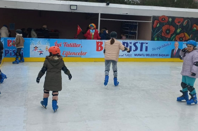 Muratlı’da Çocuklar İçin Buz Pateni Pisti Açıldı