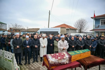 Vali Turan, Akarca Köyü’nde Cenazeye Katıldı