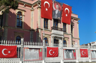 Belediyeden Sahne Ekipmanına 6 Milyon 825 Bin Lira