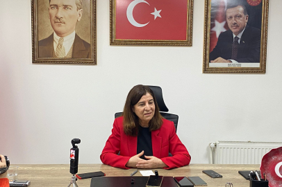 Aksal: Şanlı Bayrağımıza Saldırıyı Lanetliyoruz