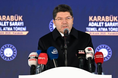 Bakan Tunç’tan Bayrak Provokasyonuna Sert Tepki