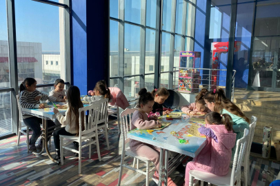 Edirne’de Çocuklara Kum Boyama Atölyesi