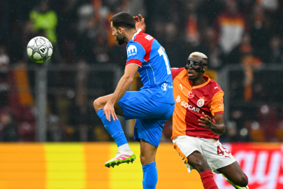 Galatasaray, UEFA Şampiyonlar Ligi'nde Puanını 10'a Çıkardı