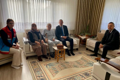 Kaymakam Özderin’den Şehit Babası İsmail Avar’a Doğum Günü Sürprizi