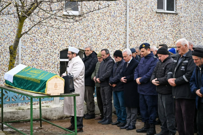 Vali Turan Cenaze Törenine Katıldı