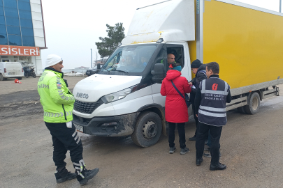 Edirne Vergi Dairesi Ekiplerinden Fatura ve İrsaliye Kontrolü