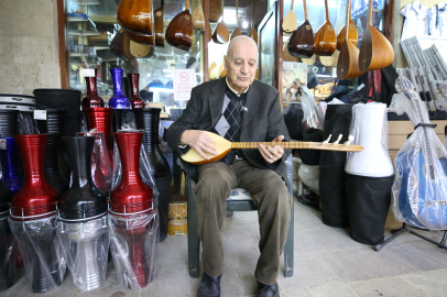 Edirneli Ramadan Usta Hayatını Saz ve Müziğe Adadı